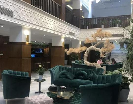 無(wú)錫柏萊醫(yī)療美容門(mén)診部_大廳