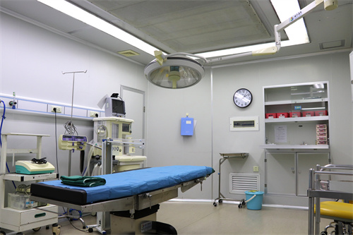 烏蘭察布張兵醫(yī)療美容診所_手術(shù)室