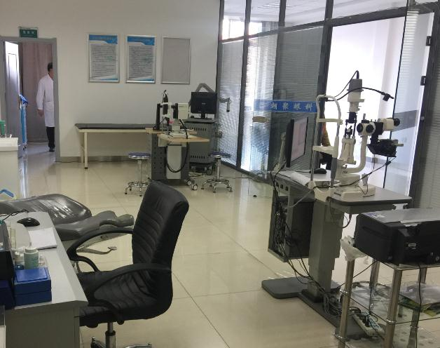 烏蘭察布朝聚眼科醫(yī)院_檢測室