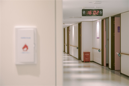 渭南師院附屬醫(yī)院醫(yī)學(xué)美容科 渭南師院附屬醫(yī)院醫(yī)學(xué)美容科