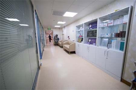 濰坊人民醫(yī)院美容整形科_走廊