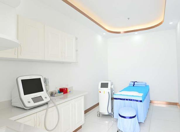 通遼迪爾美和醫(yī)療美容門診部_治療室