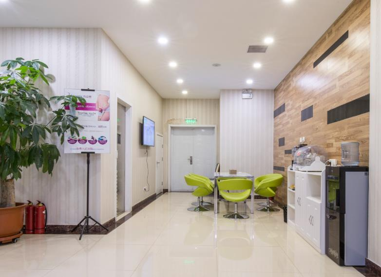 天津雅韻醫(yī)療美容門診部_休息區(qū)