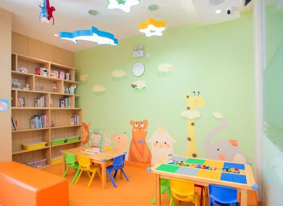 天津利輝口腔門診部_兒童游樂(lè)區(qū)