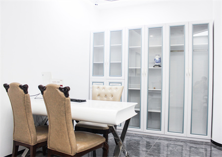 天津極致醫(yī)療美容診所_咨詢室