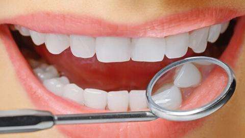 門牙種植牙最快多久可以完成？