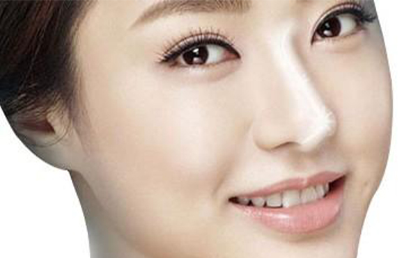 面對(duì)眾多隆鼻方法，怎么確定自己適合什么隆鼻材料