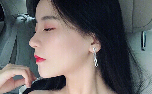 自體軟骨隆鼻的優(yōu)點是什么？術后注意要點有哪些