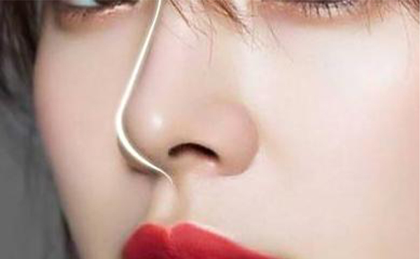 做個隆鼻手術多少錢？影響隆鼻價格的因素有哪些？