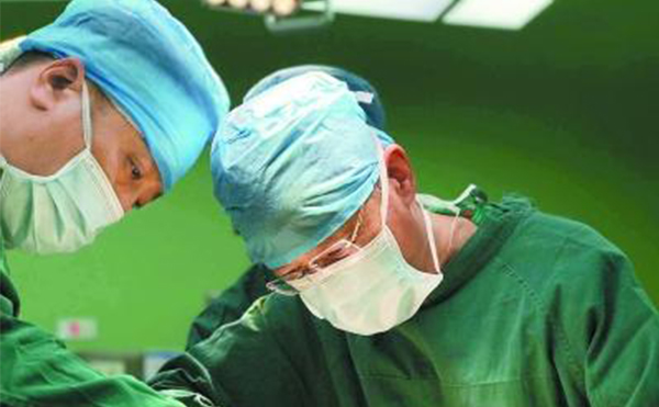 下巴整形手術(shù)痛嗎？需要多長時(shí)間恢復(fù)