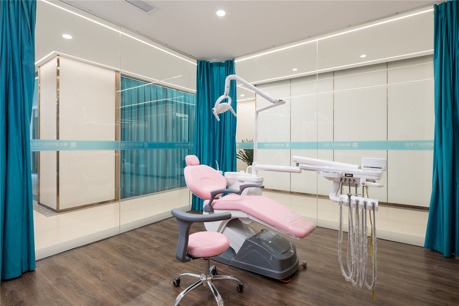 北京蒂凡妮整形水癢活膚怎么樣？北京蒂凡妮水癢活膚的功效？