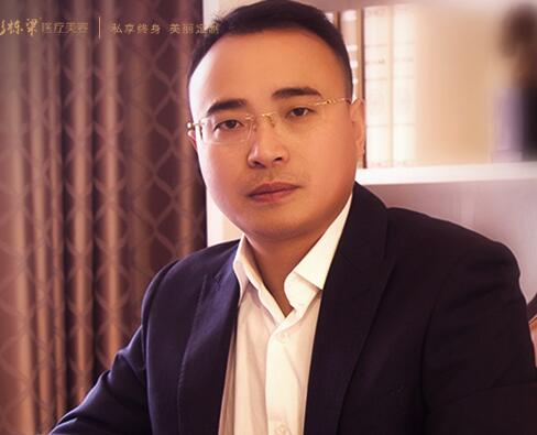 彭?xiàng)澚?/></a></div>
                        <div>
                            <a href=