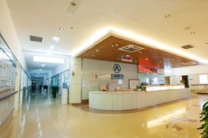 成都愛迪眼科醫(yī)院